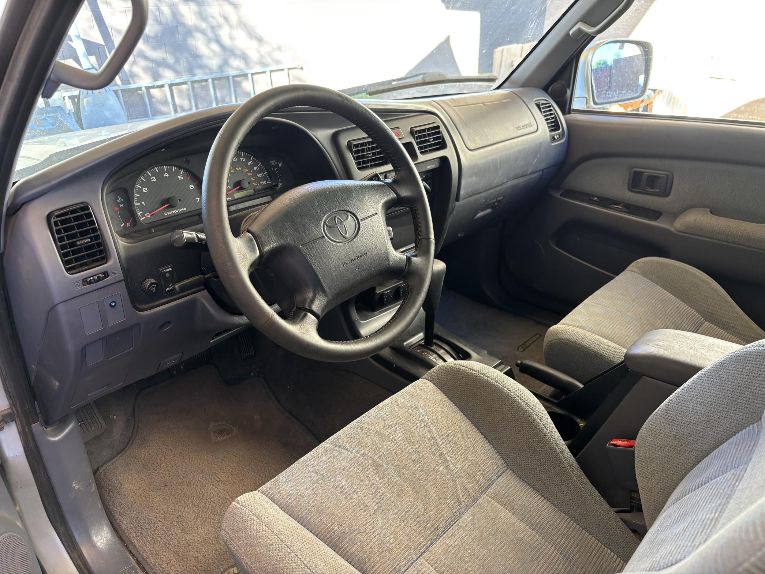 2000 Toyota 4Runner SR5