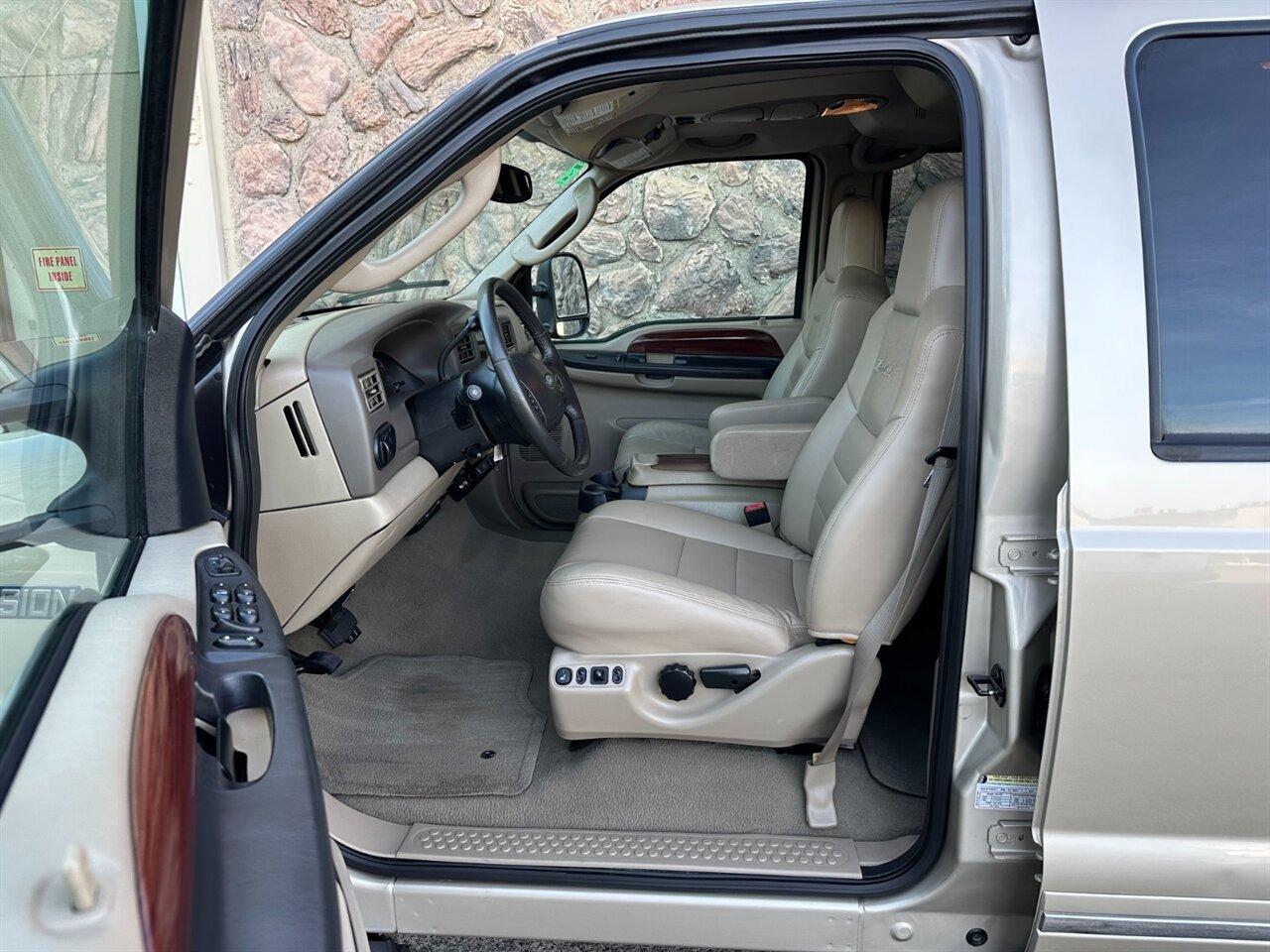 2005 Ford Excursion Limited