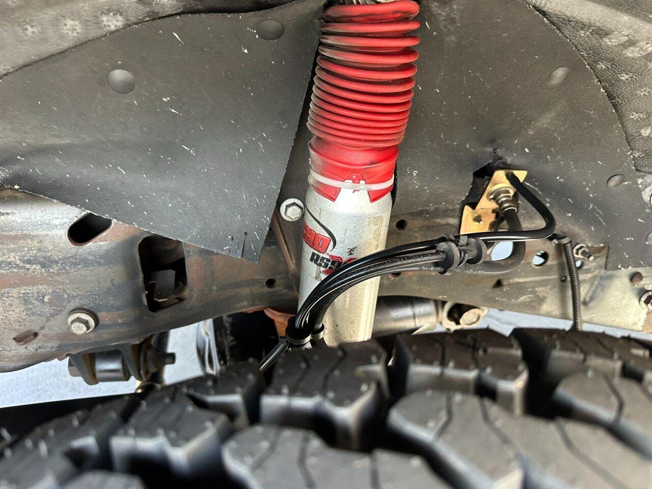 2005 Ford Excursion Limited