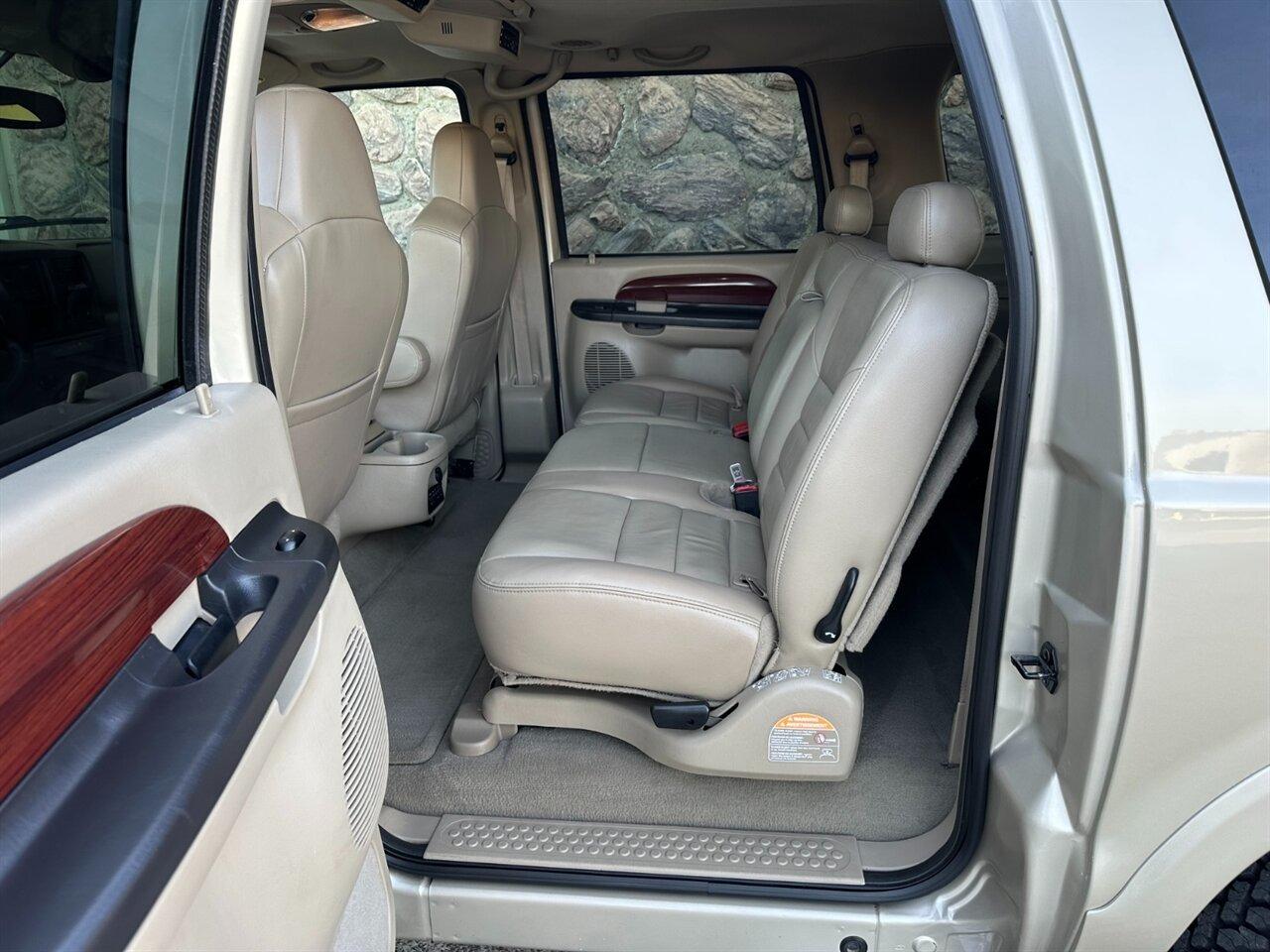 2005 Ford Excursion Limited