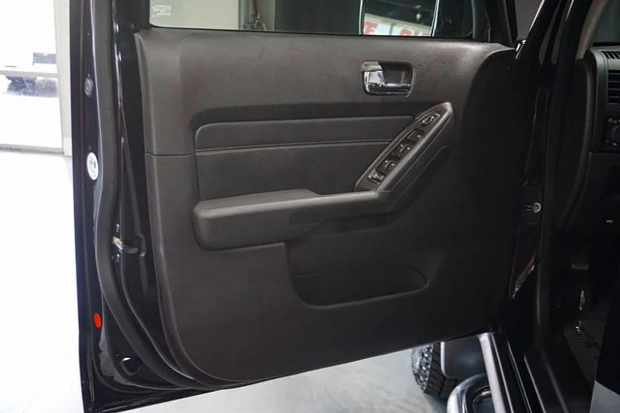 13k-Mile 2009 Hummer H3 Alpha