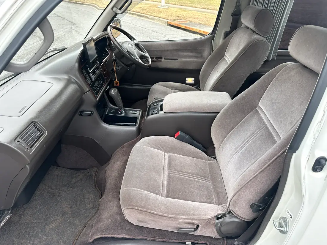 1999 Toyota HiAce Super Custom Limited