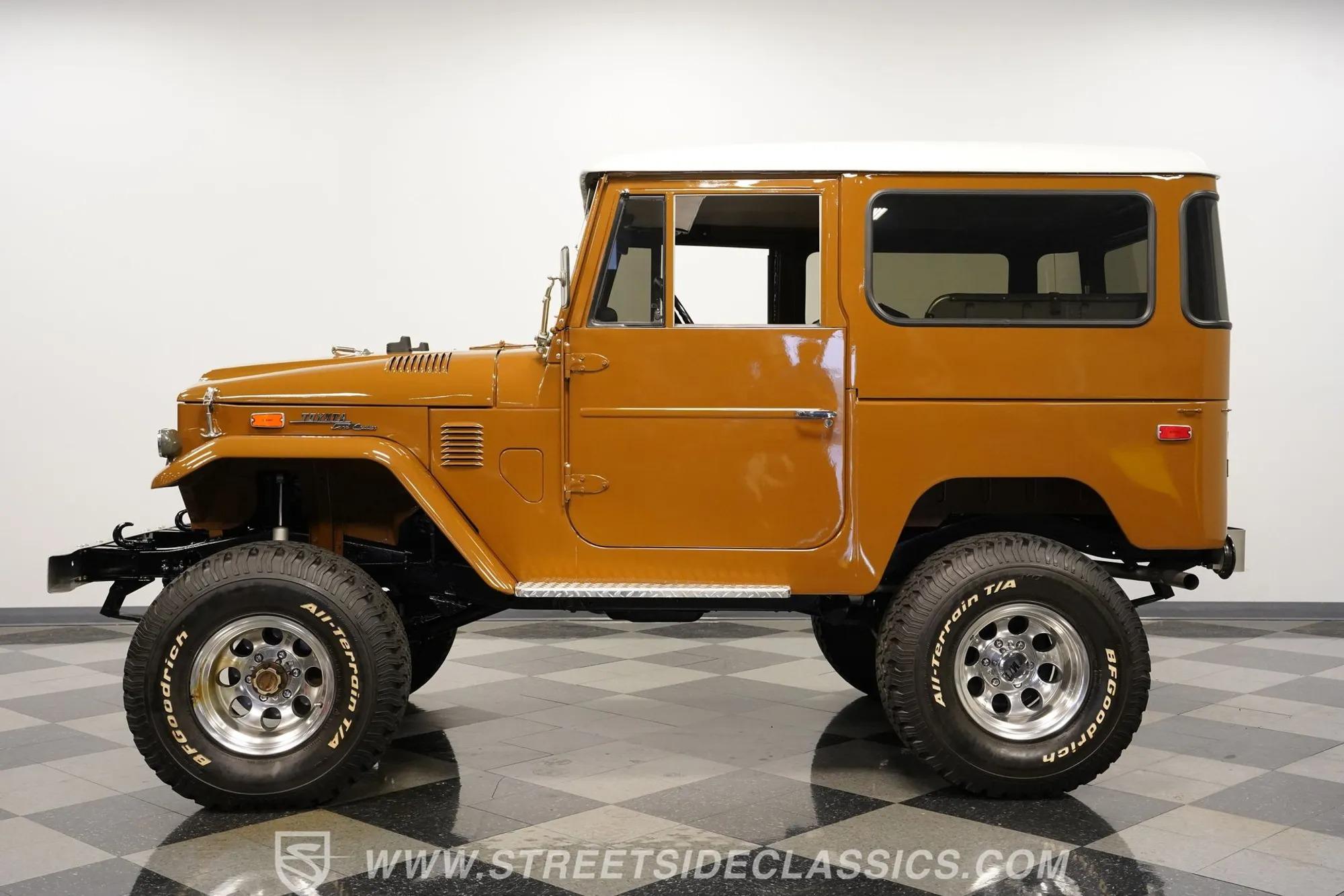 1971 Toyota Land Cruiser FJ40 - 3