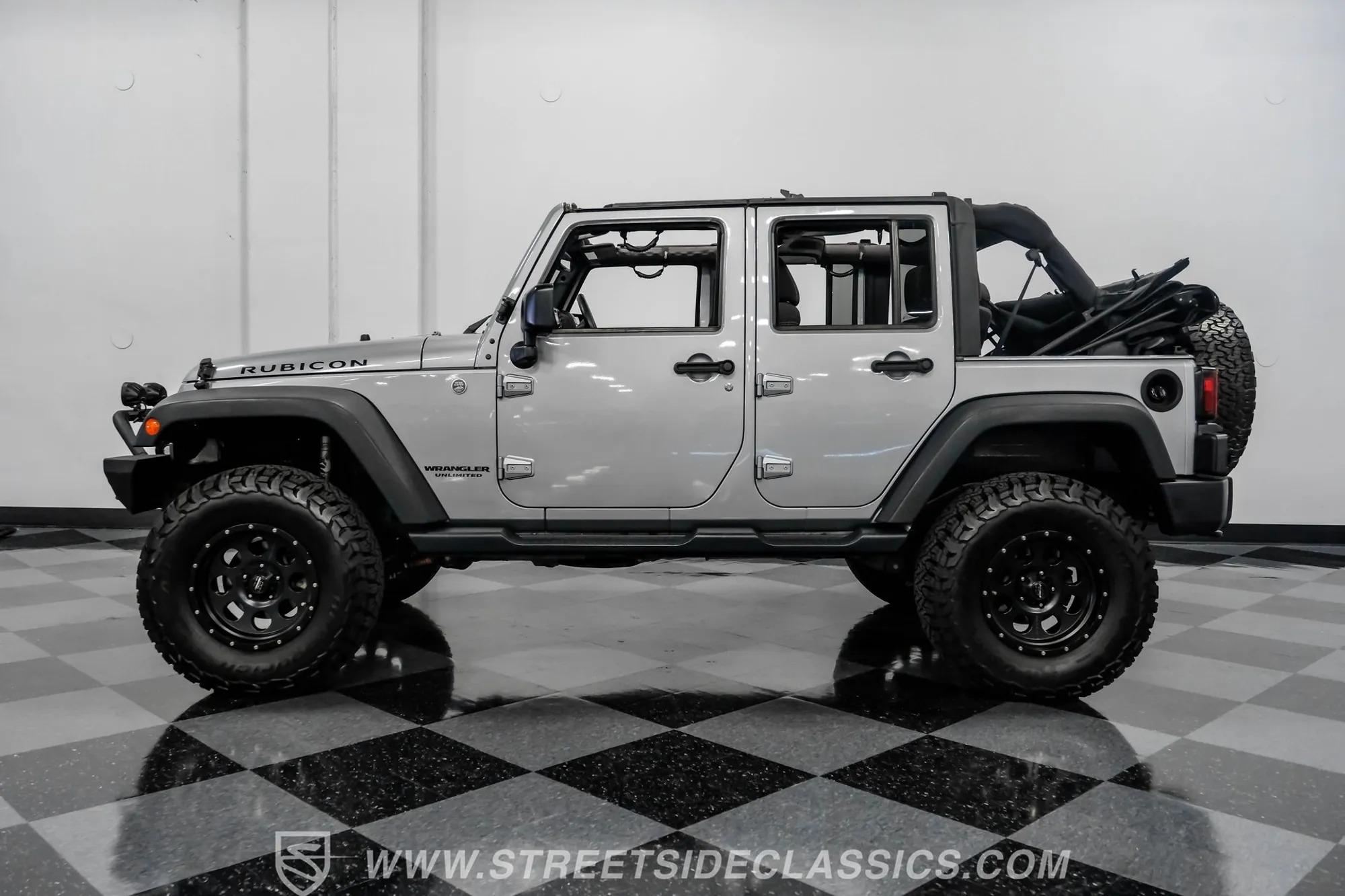 2015 Jeep Wrangler Unlimited Rubicon - 5