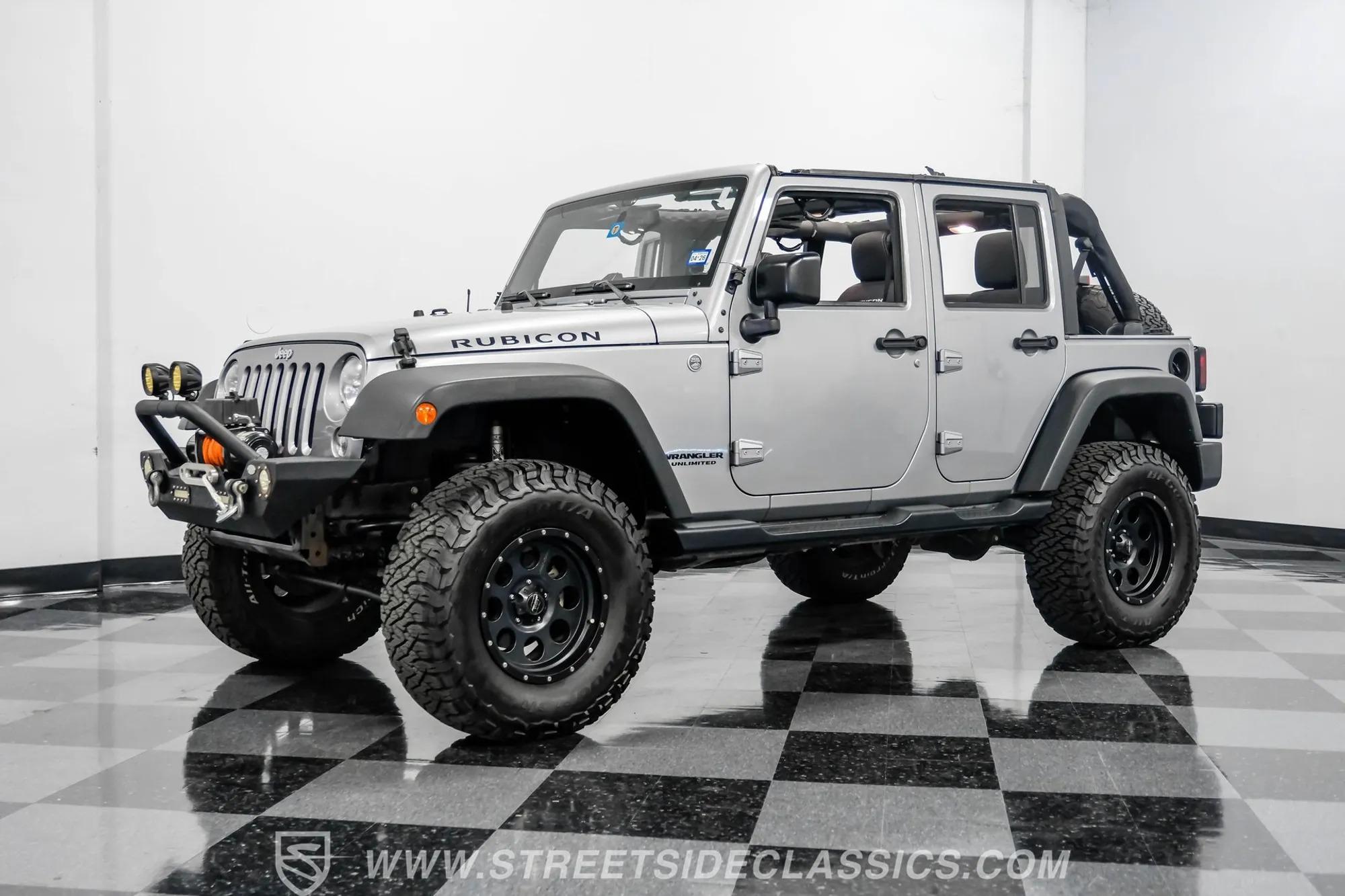 2015 Jeep Wrangler Unlimited Rubicon - 3