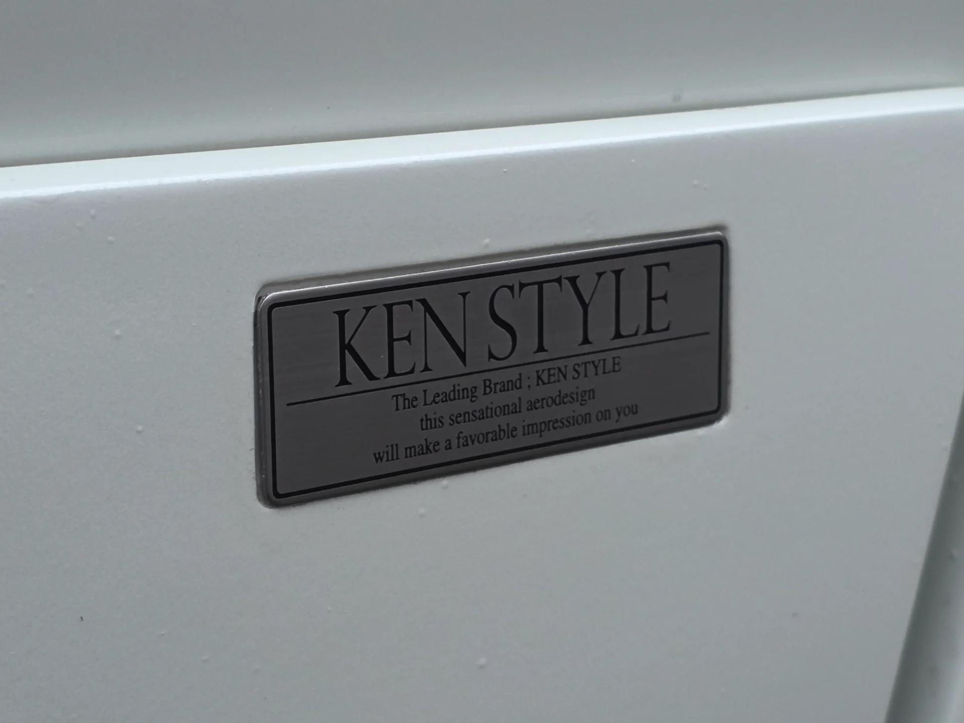 2000 Nissan Elgrand Rider