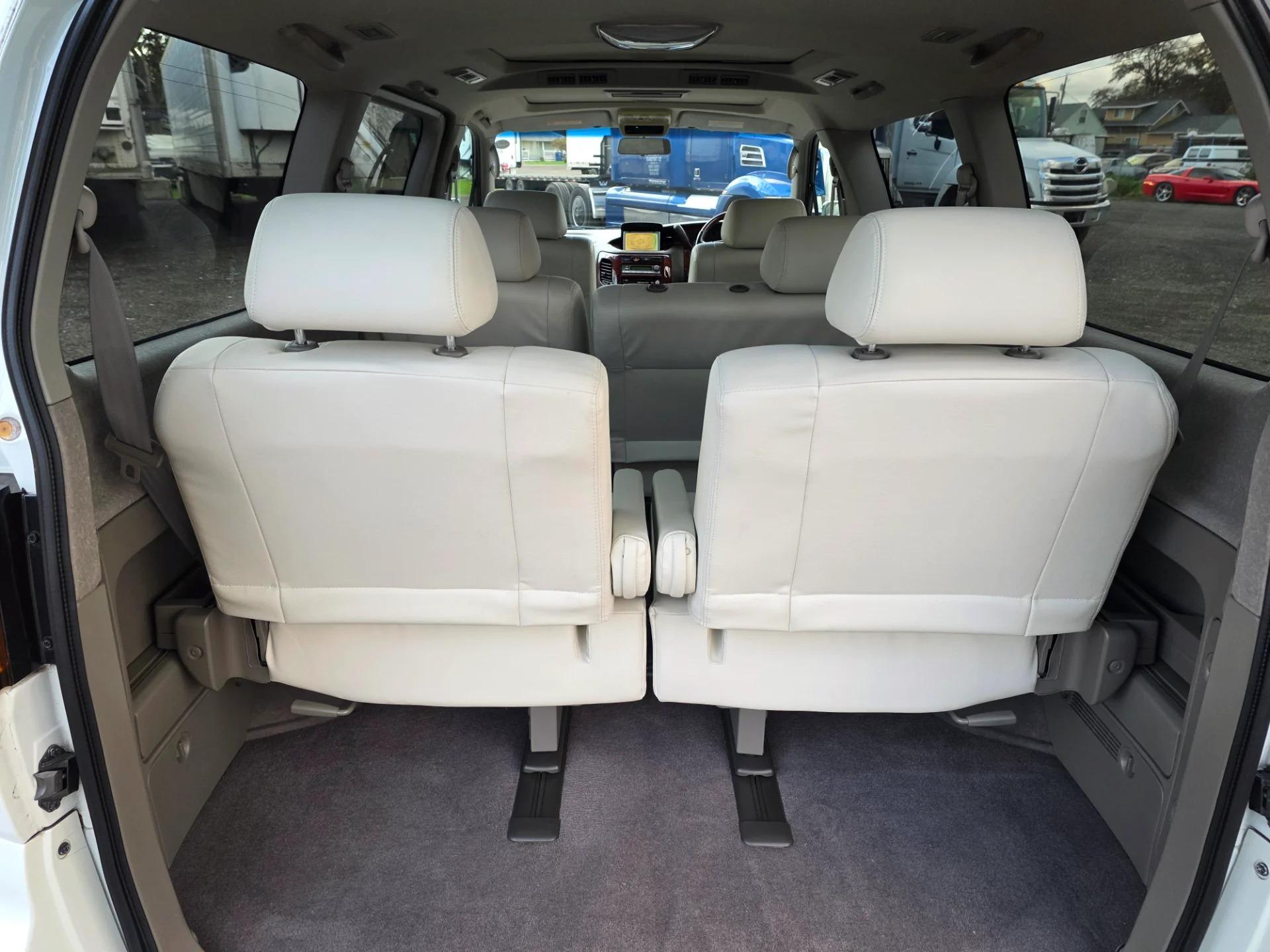 2000 Nissan Elgrand Rider