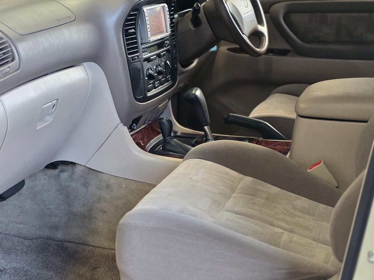 2000 Toyota Land Cruiser VX Limited