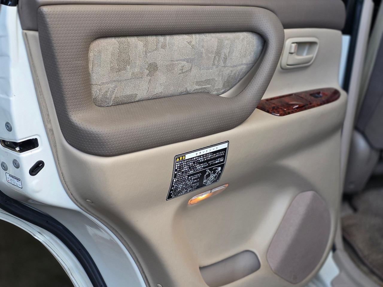 2000 Toyota Land Cruiser VX Limited