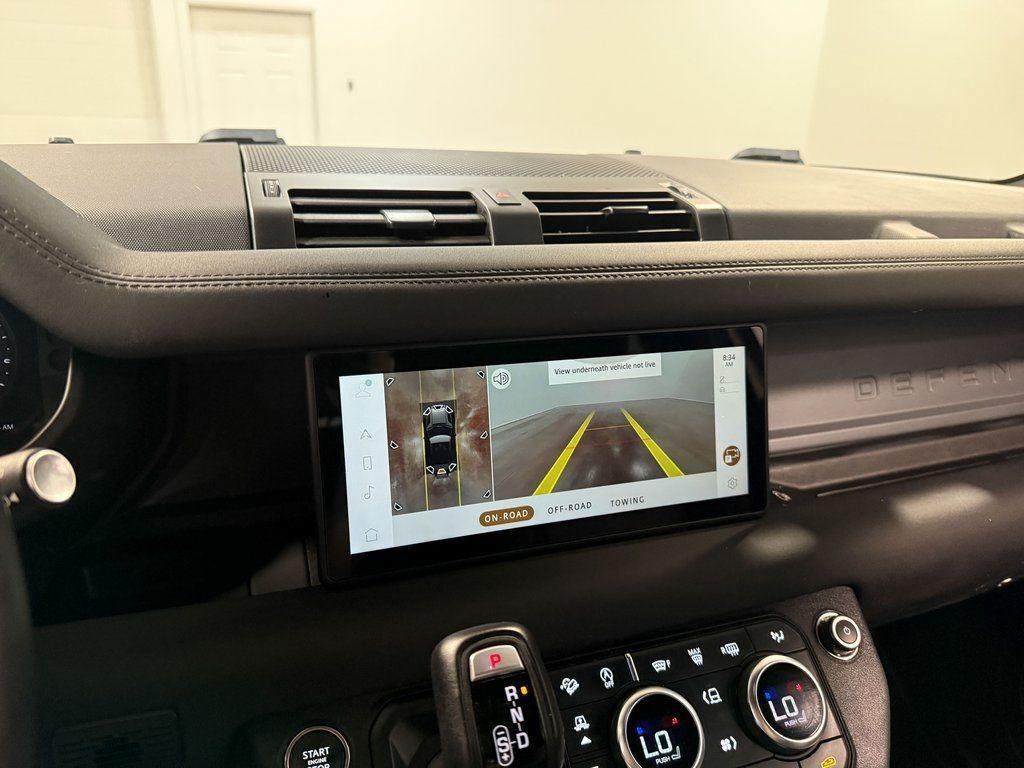 2024 Land Rover Defender 90 X-Dynamic SE