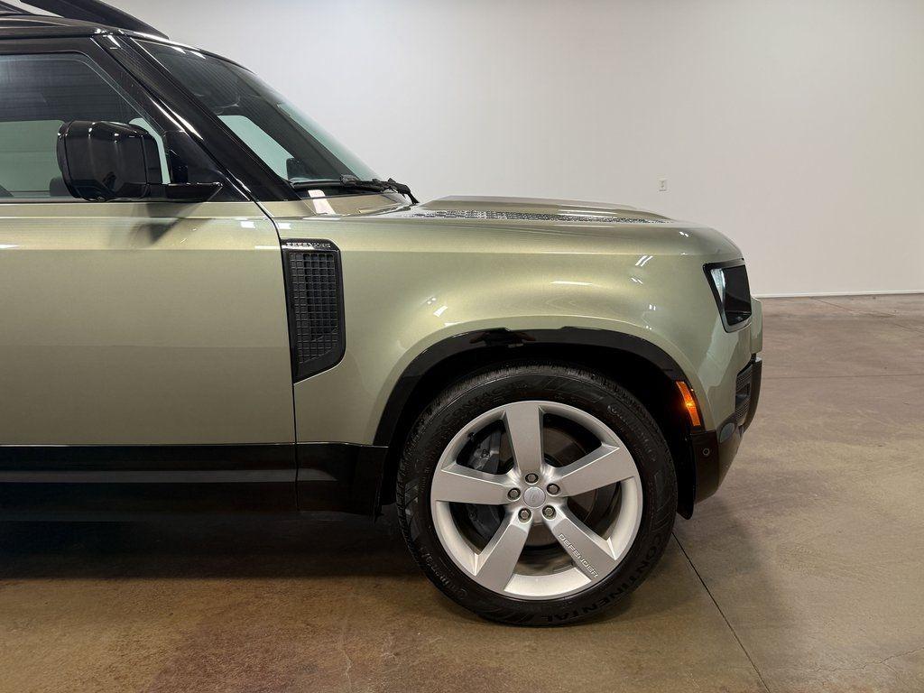 2024 Land Rover Defender 90 X-Dynamic SE