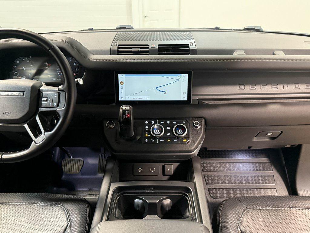 2024 Land Rover Defender 90 X-Dynamic SE