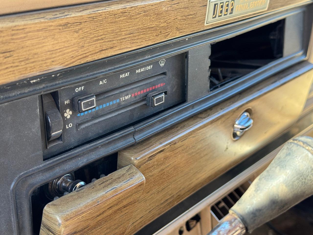 1991 Jeep Grand Wagoneer Final Edition