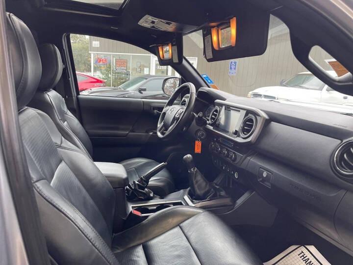 2019 Toyota Tacoma TRD Sport