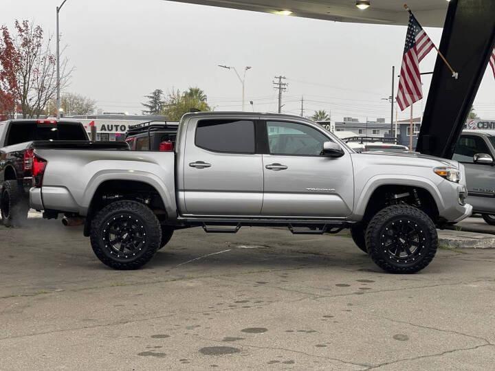 2019 Toyota Tacoma TRD Sport