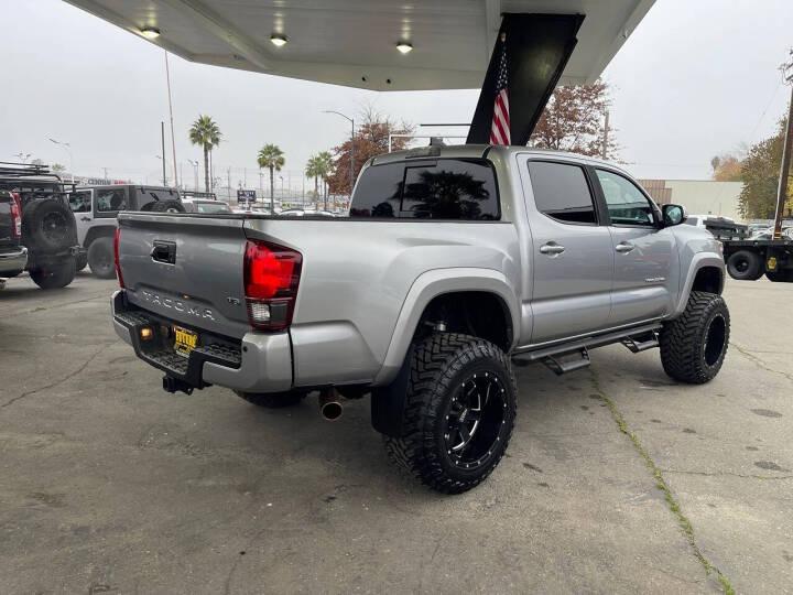 2019 Toyota Tacoma TRD Sport