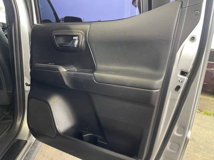 2019 Toyota Tacoma TRD Sport