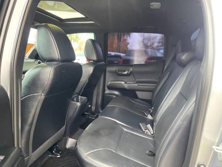 2019 Toyota Tacoma TRD Sport