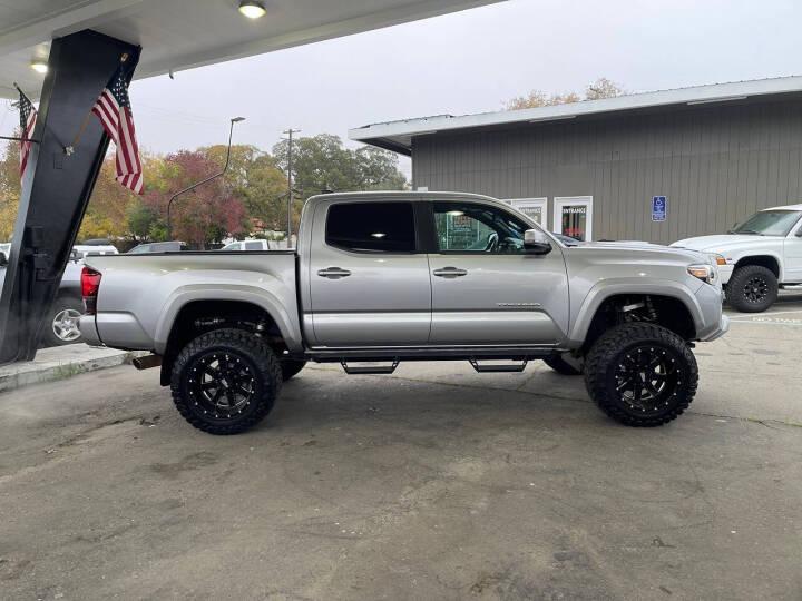 2019 Toyota Tacoma TRD Sport