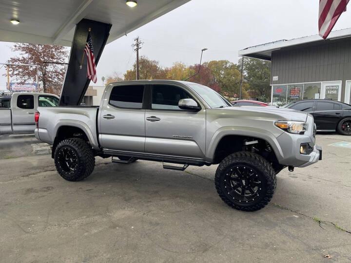 2019 Toyota Tacoma TRD Sport