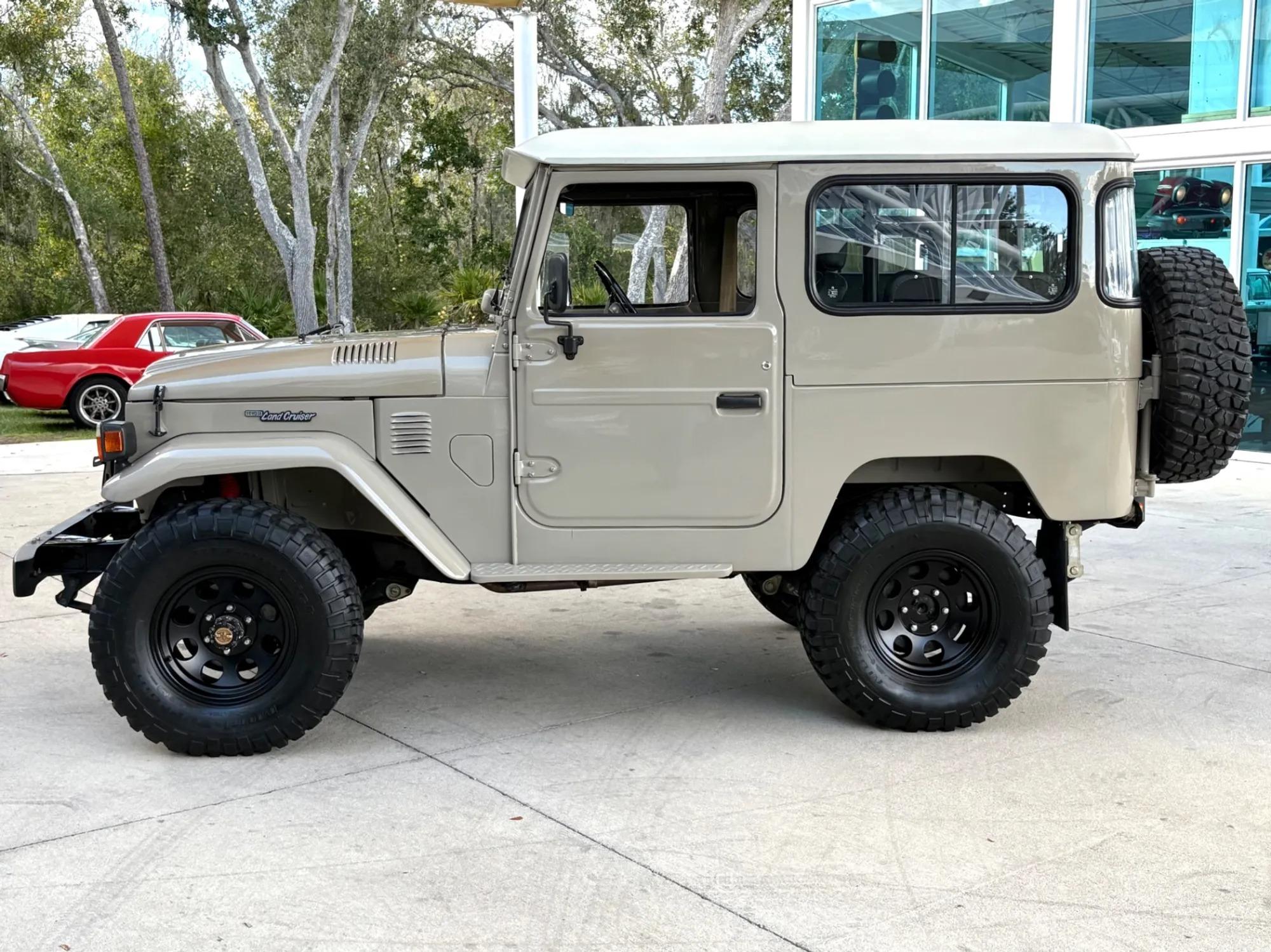 1977 Toyota Land Cruiser FJ40