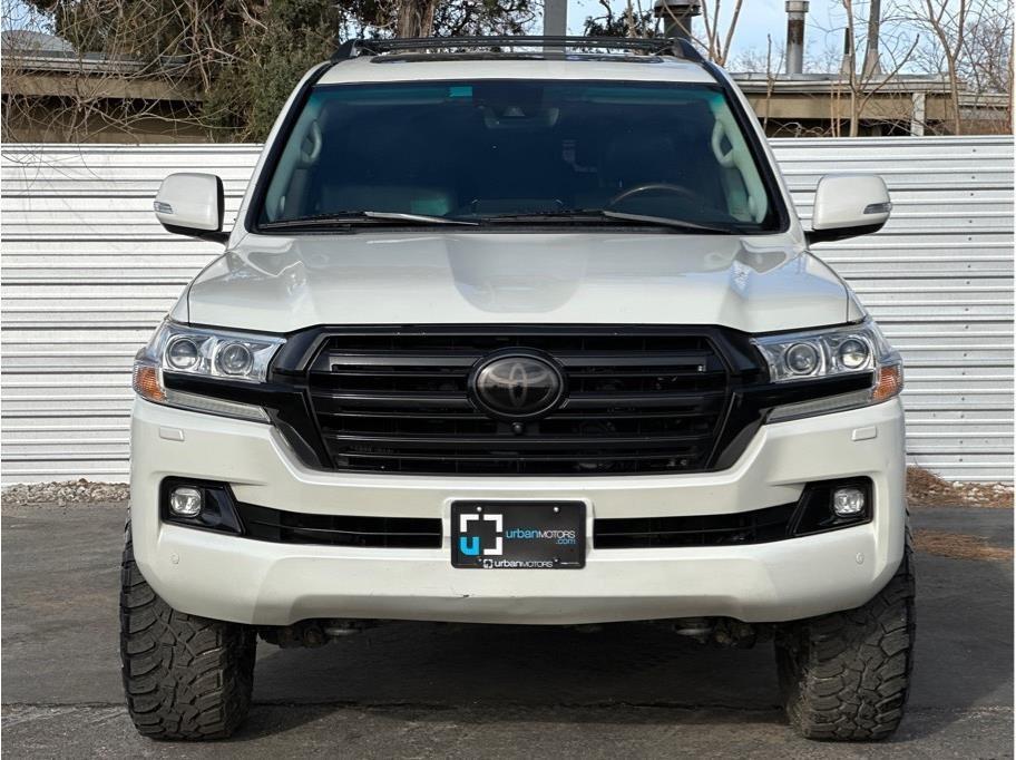 2016 Toyota Land Cruiser - 5