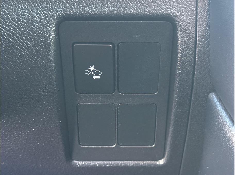 2016 Toyota Land Cruiser