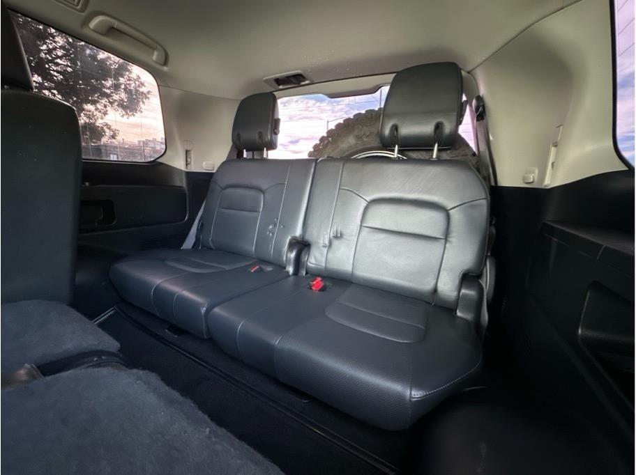 2016 Toyota Land Cruiser