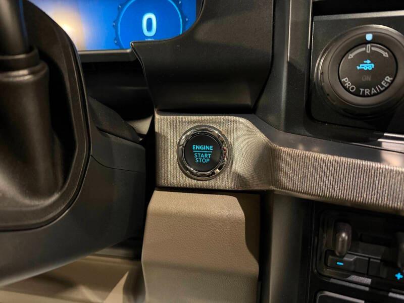 2025 Ford F-450 Super Duty Platinum