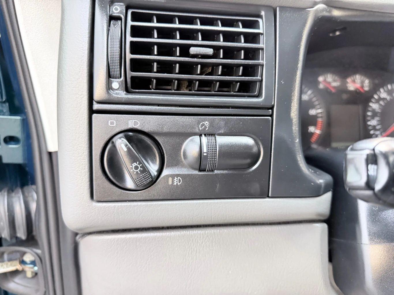 2003 Volkswagen Eurovan MV