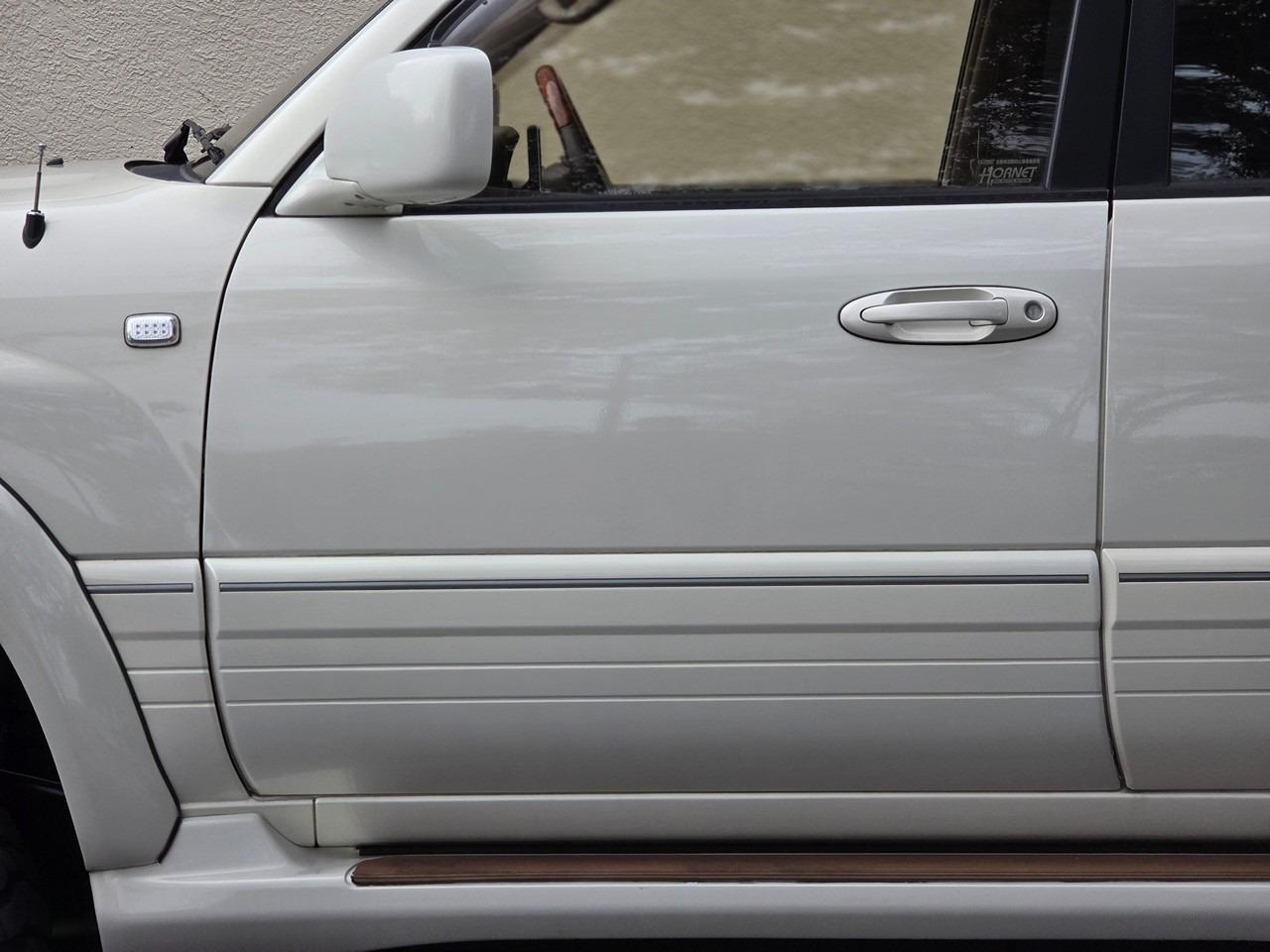 2000 Toyota Land Cruiser VX LTD