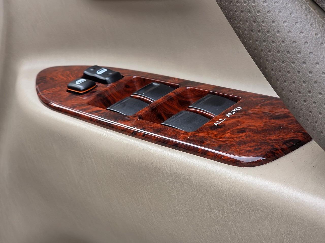 2000 Toyota Land Cruiser VX LTD