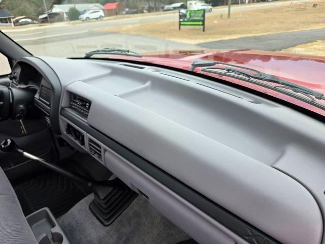 1996 Ford F-150 XLT
