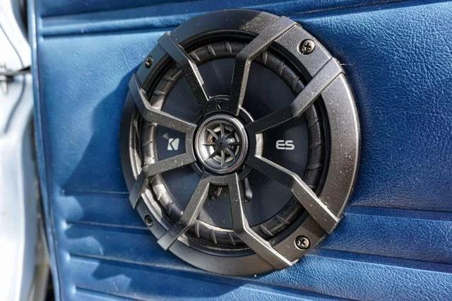 1990 Nissan Hardbody XE