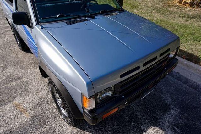 1990 Nissan Hardbody XE