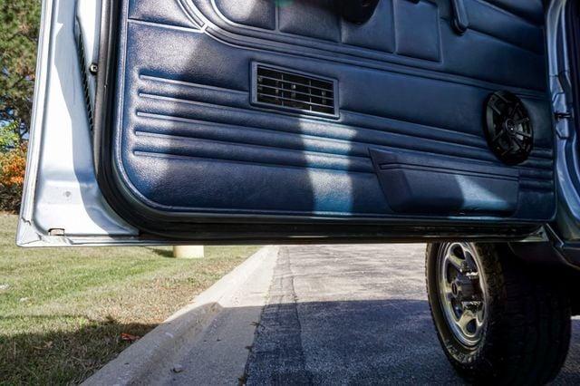 1990 Nissan Hardbody XE