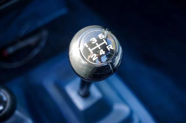 1990 Nissan Hardbody XE