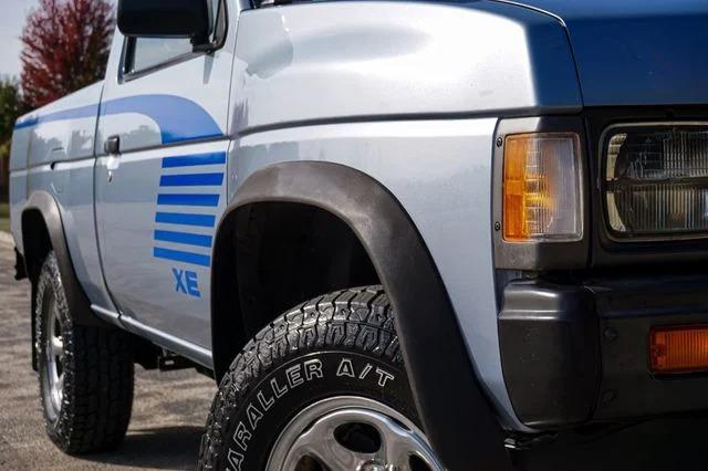 1990 Nissan Hardbody XE