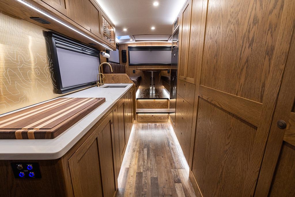 2025 EarthRoamer XV-SX-032