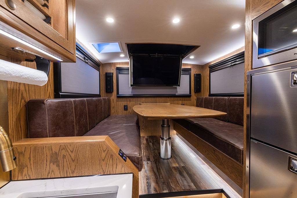 2025 EarthRoamer XV-SX-032