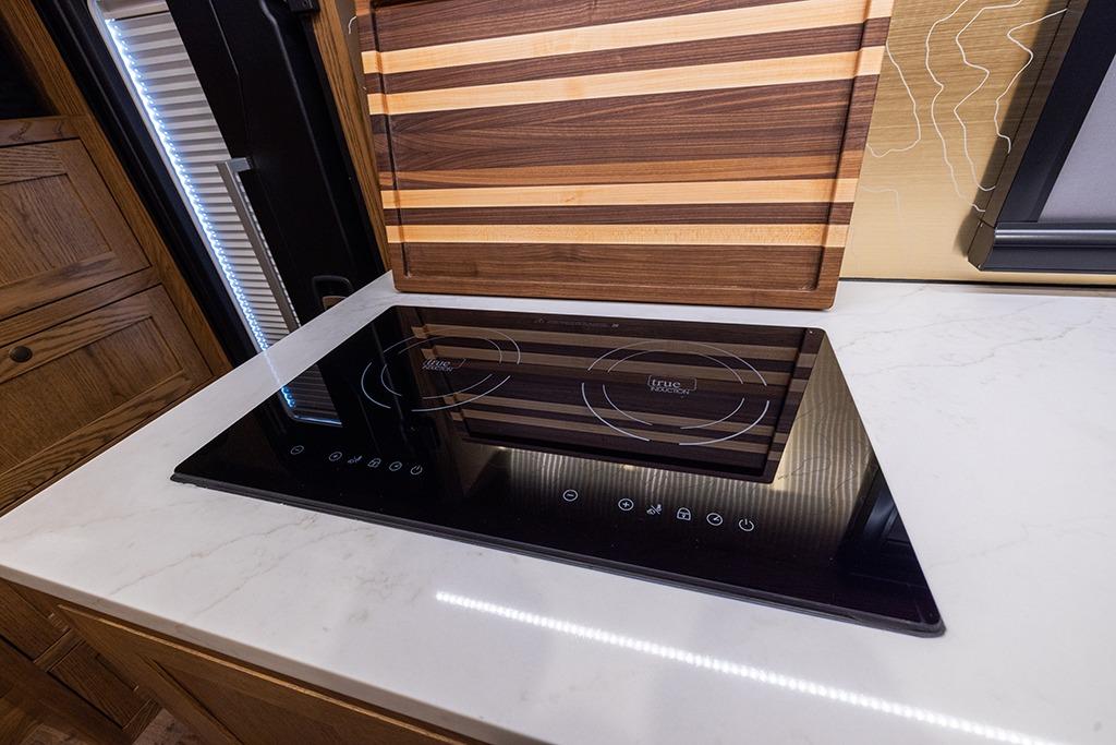 2025 EarthRoamer XV-SX-032