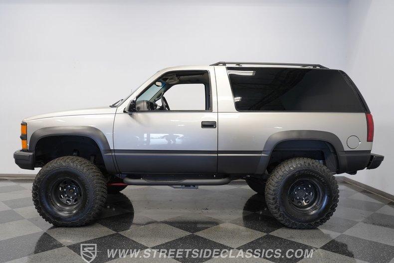 1999 Chevrolet Tahoe Sport 4x4 - 2