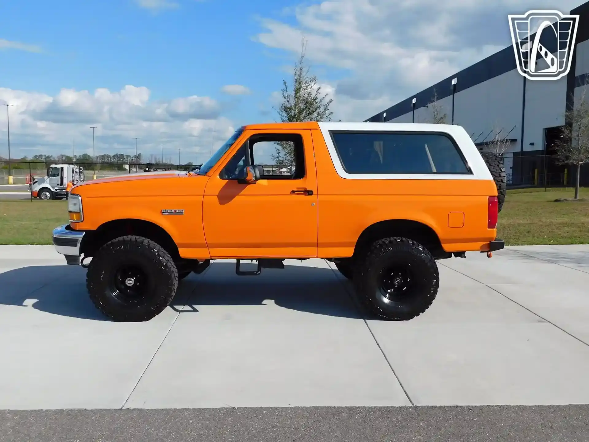 1996 Ford Bronco - 2