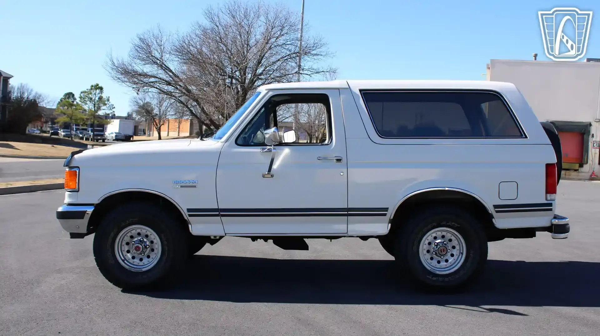 1990 Ford Bronco XLT - 5