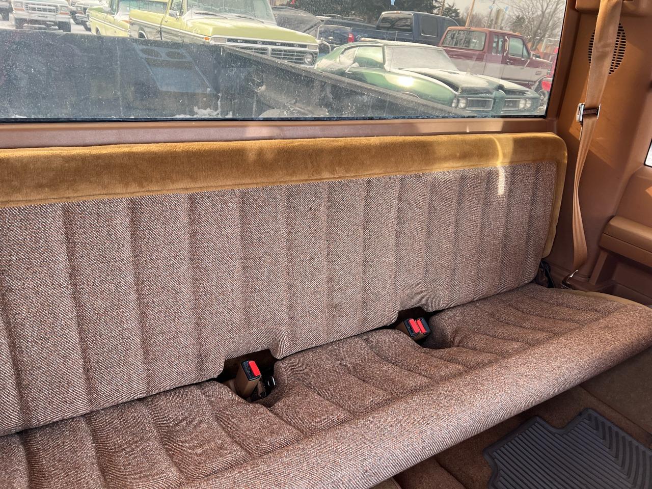 1989 Chevrolet C3500 Pickup