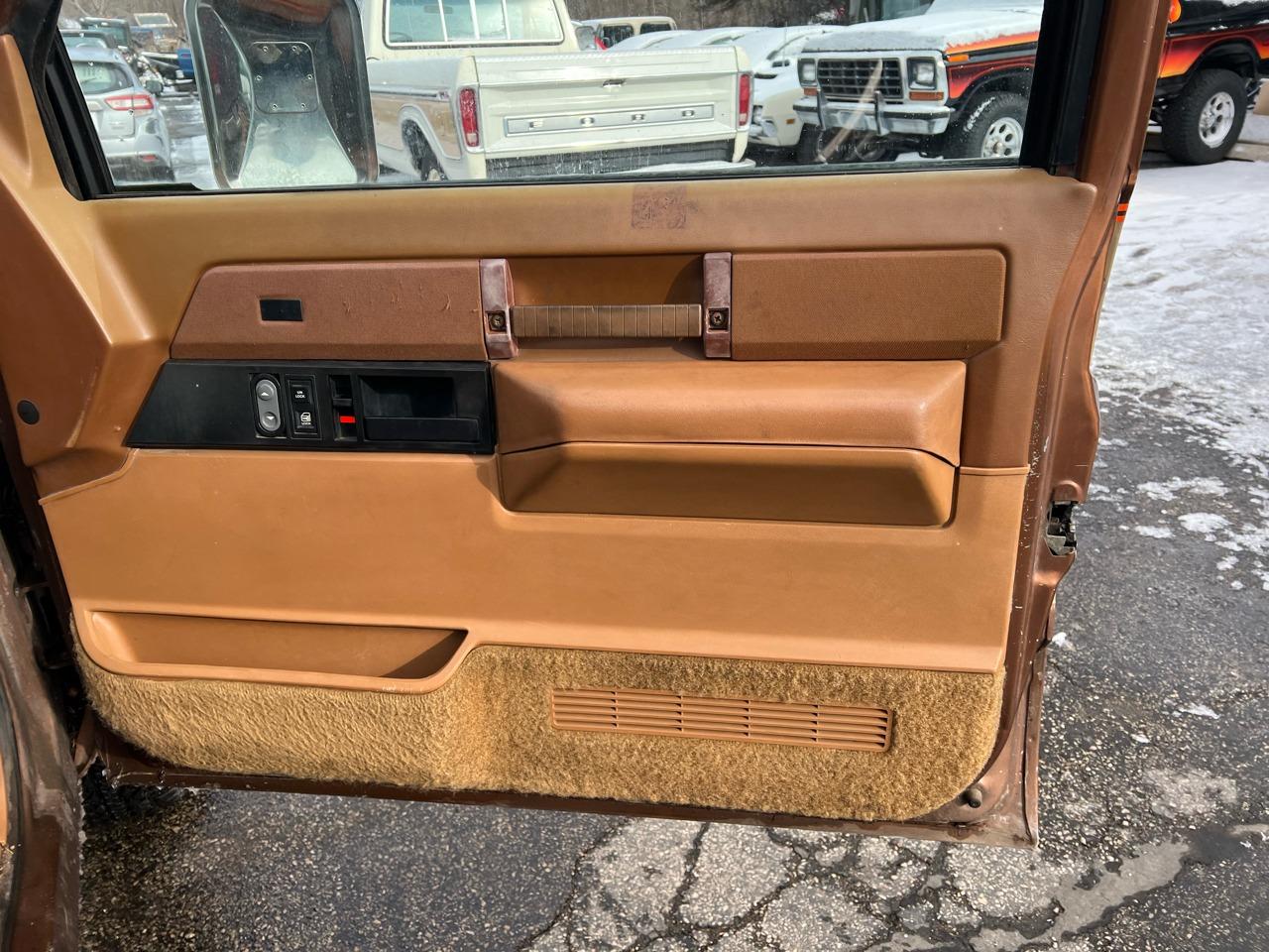 1989 Chevrolet C3500 Pickup