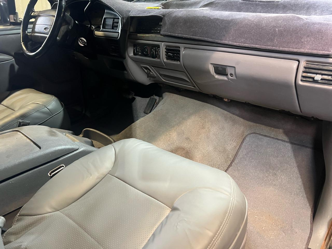 1995 Ford Bronco XLT