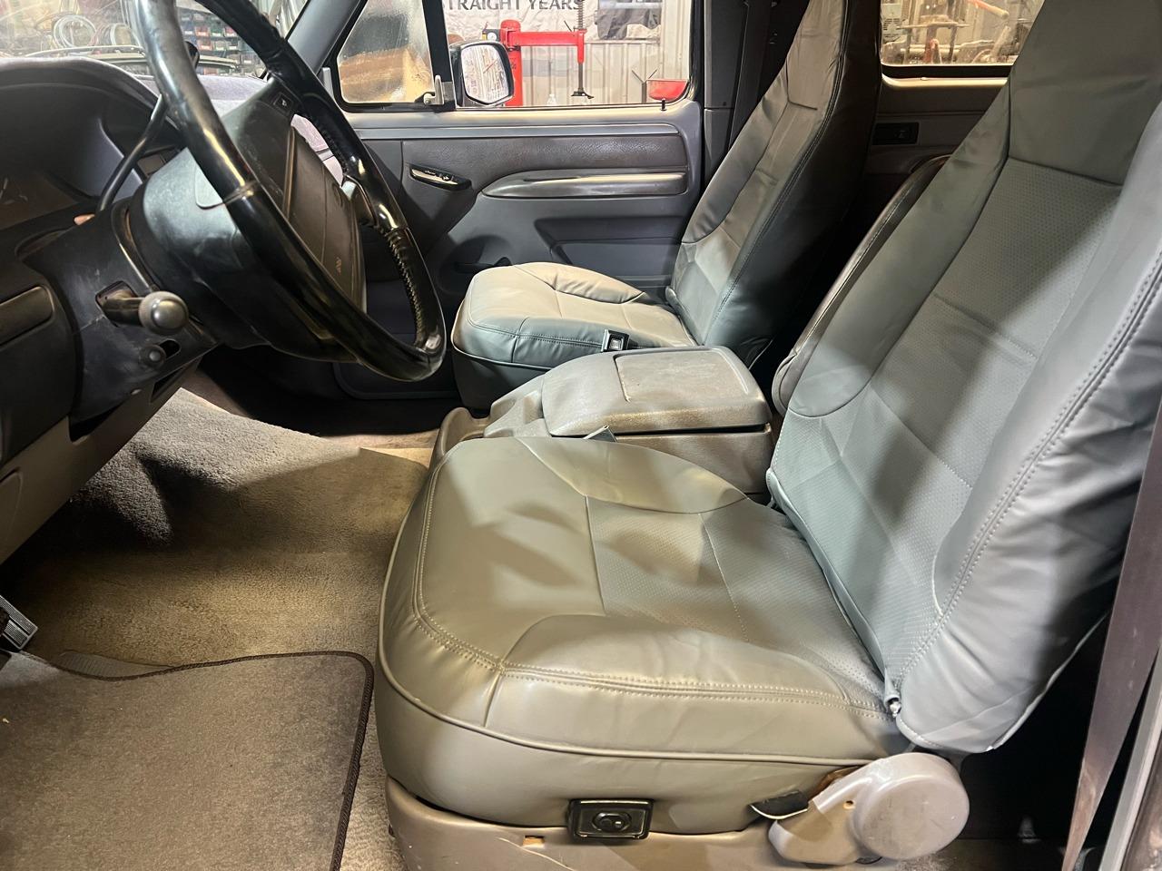 1995 Ford Bronco XLT