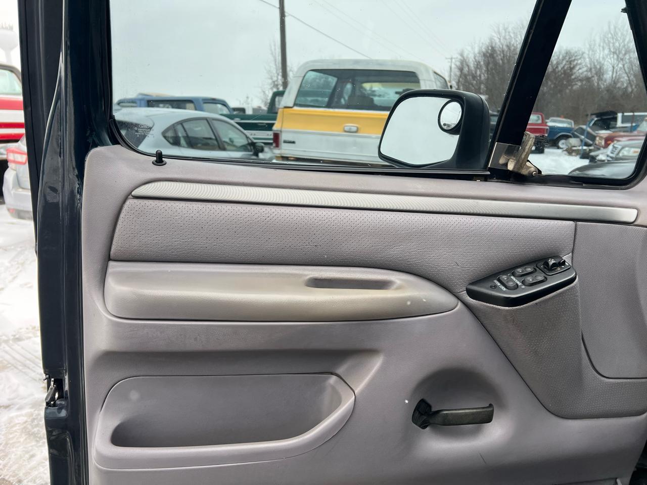 1995 Ford Bronco XLT