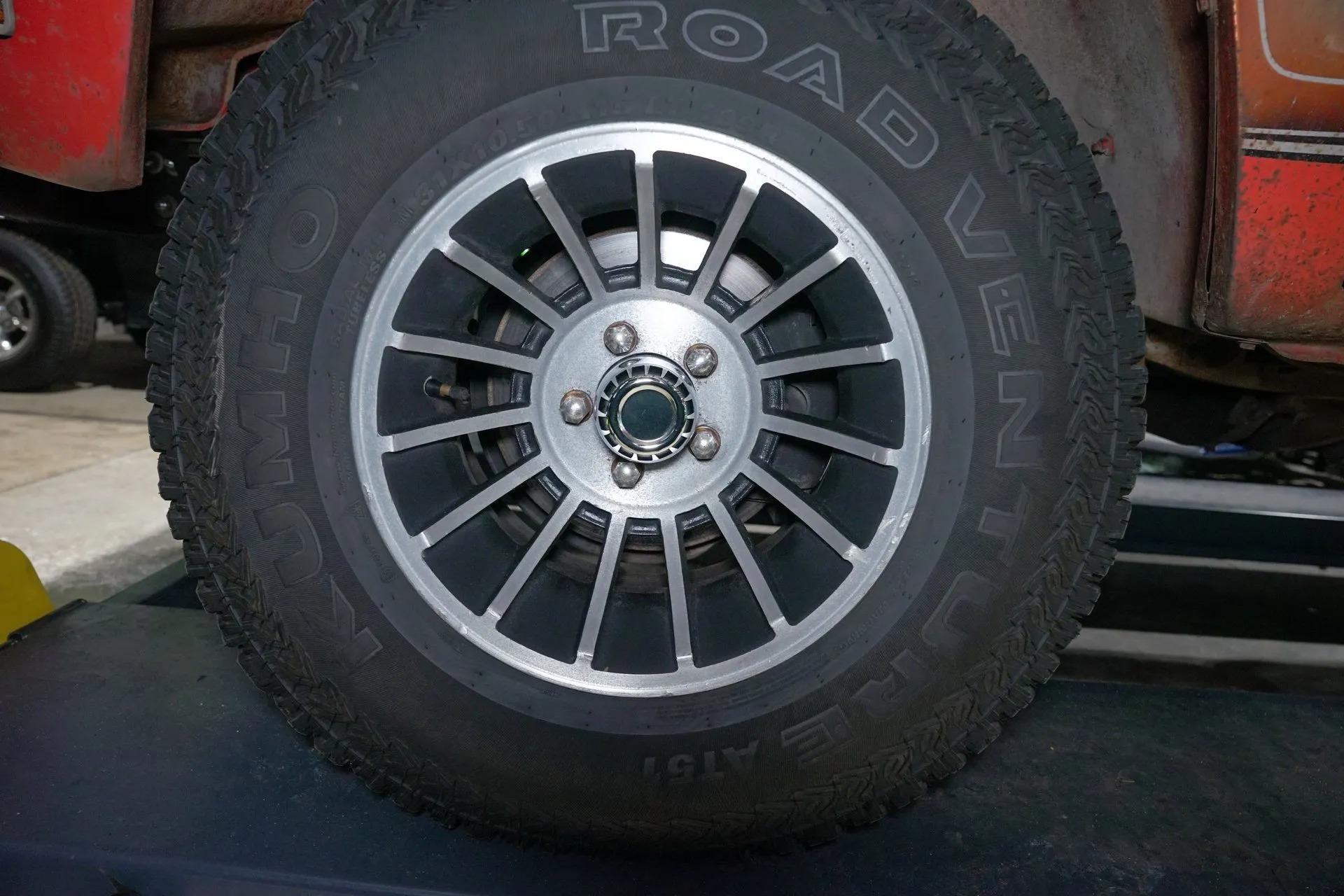 1977 Dodge Power Wagon Custom